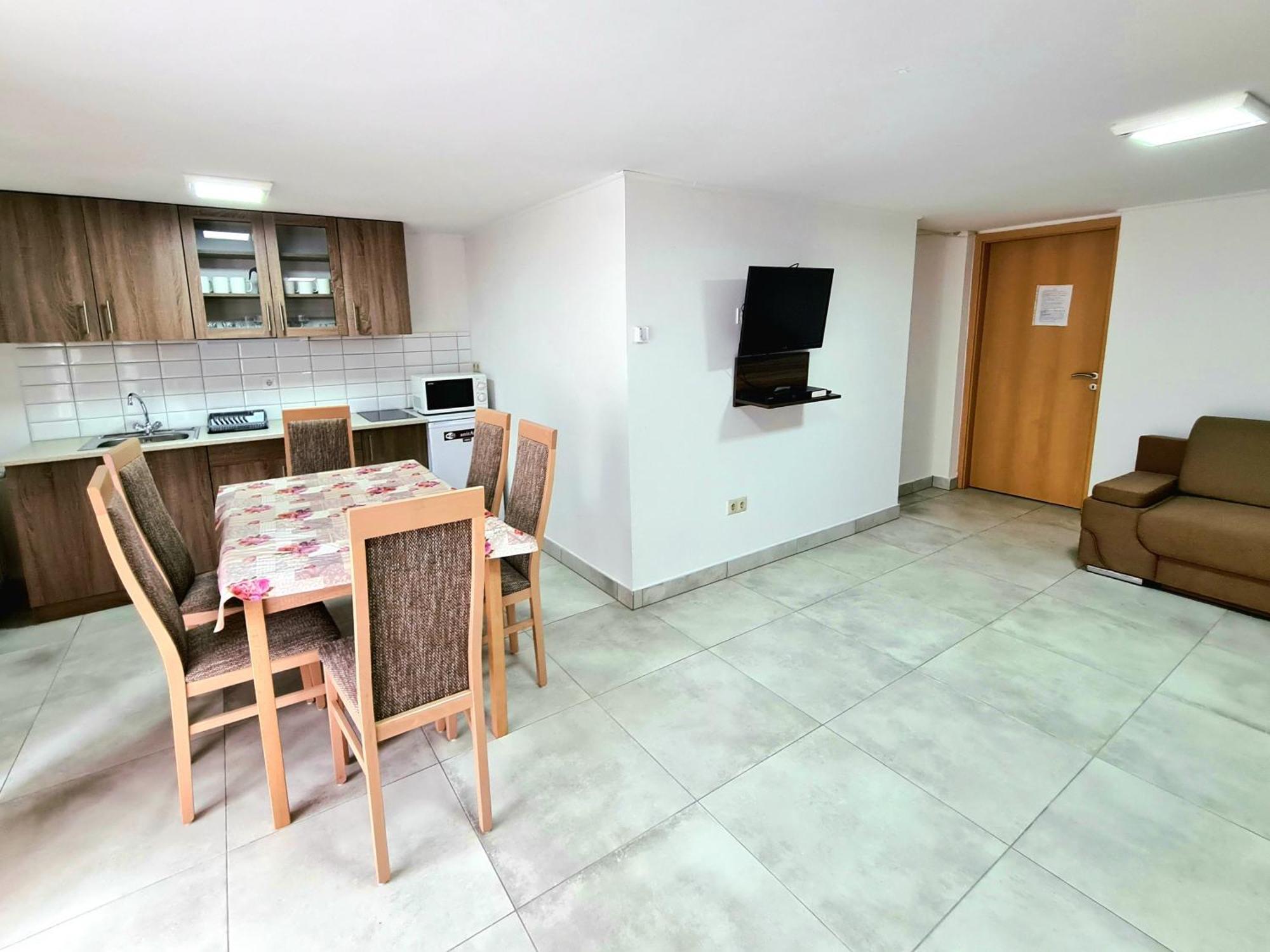 Anita Apartman Šoproň Exteriér fotografie