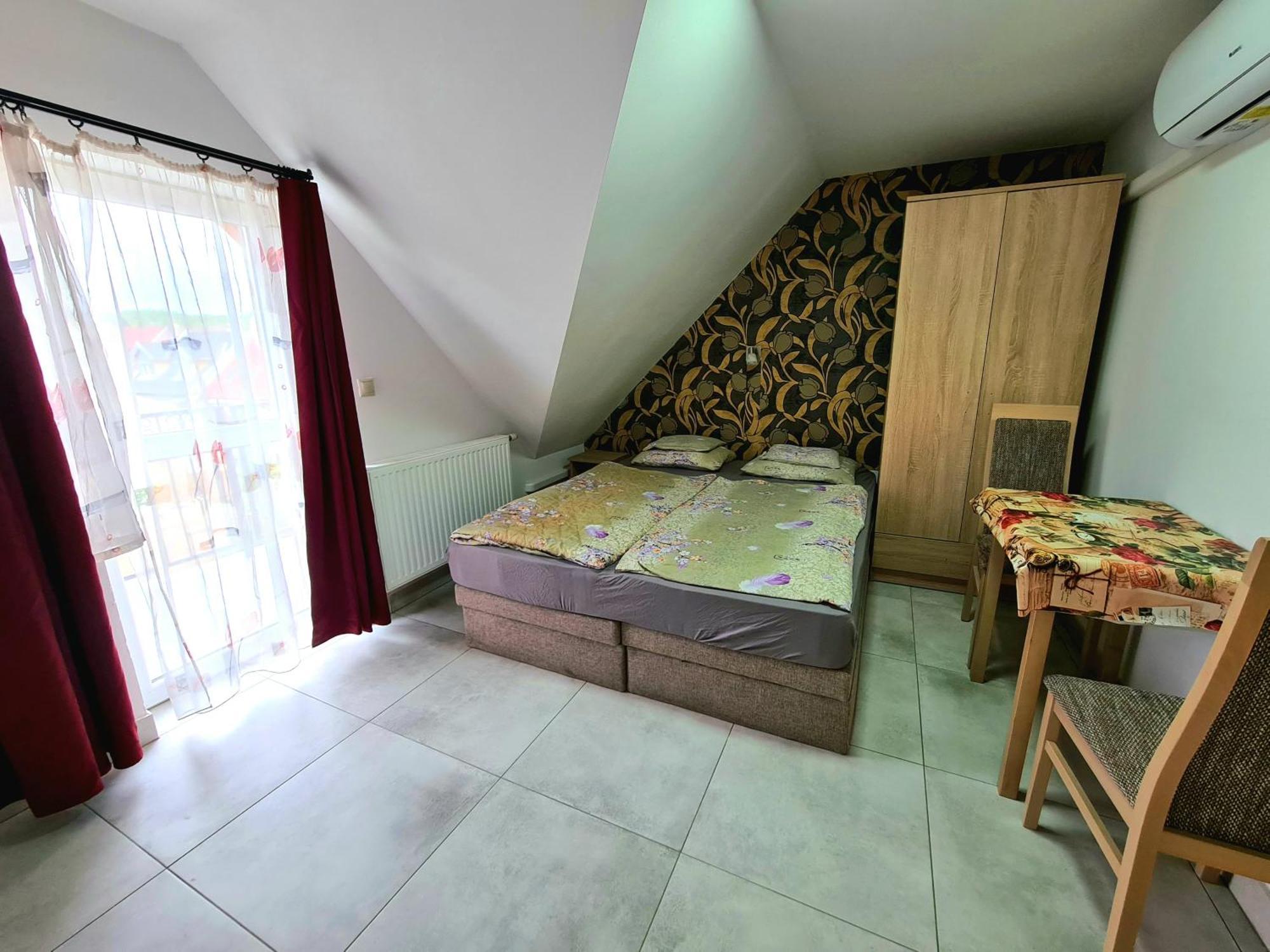 Anita Apartman Šoproň Exteriér fotografie